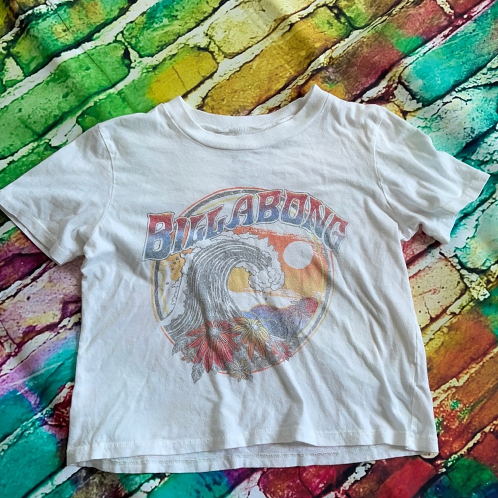 Billabong crop tee